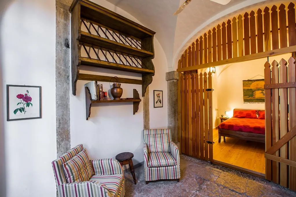 Il Batti Apartment Water Front And Private Beach Toscolano Maderno