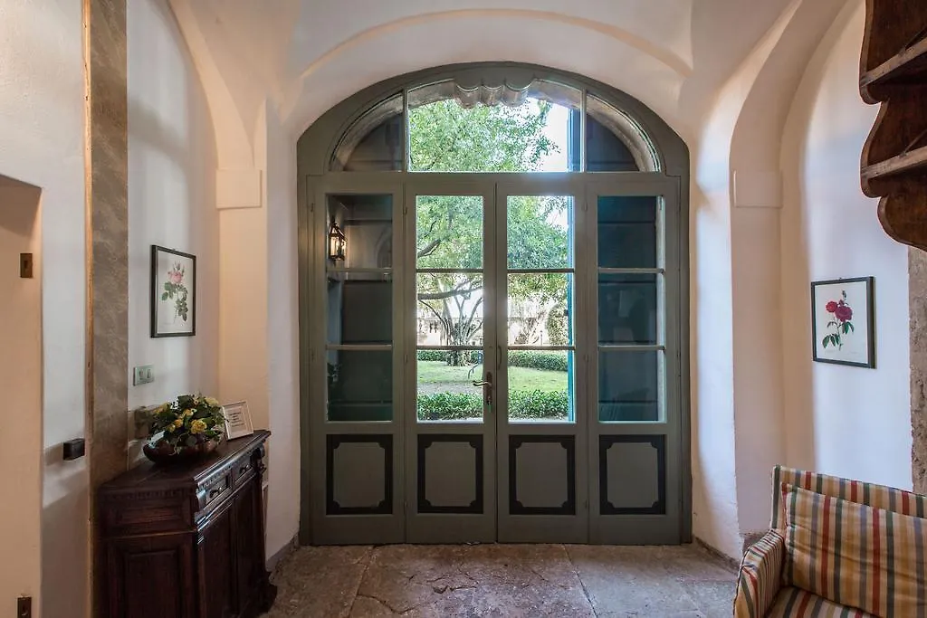 Il Batti Apartment Water Front And Private Beach Toscolano Maderno