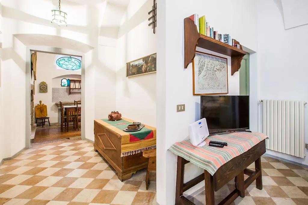 Il Batti Apartment Water Front And Private Beach Toscolano Maderno